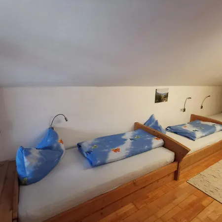 Lamplhof Farm stay *
