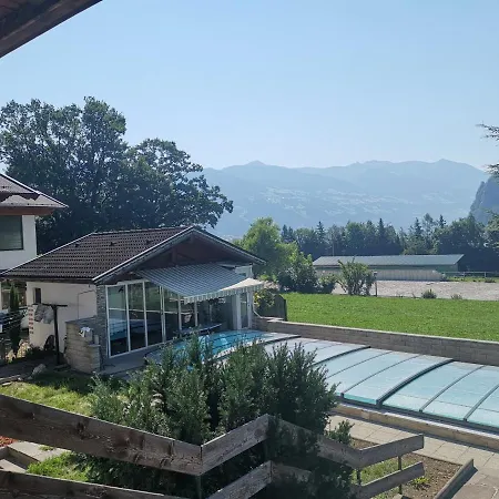 ファームステイ Lamplhof